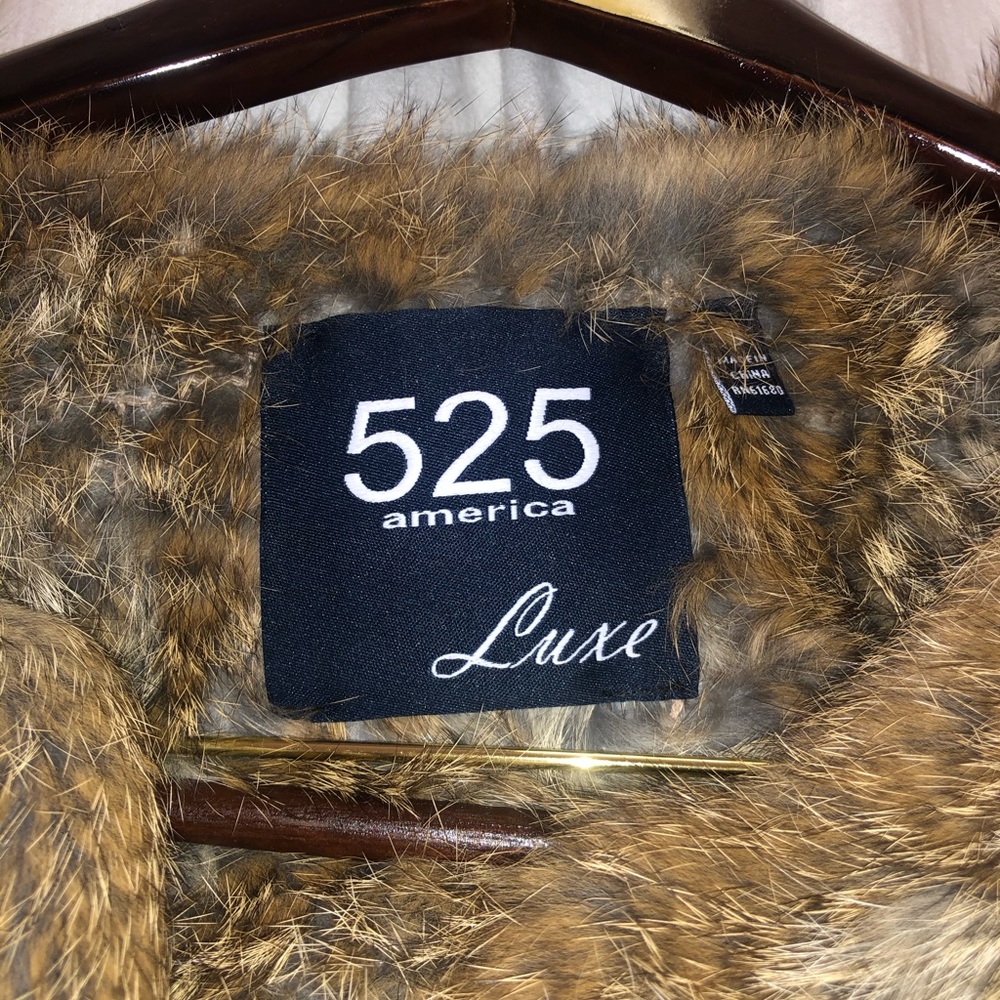 Brown Rabbit fur vest - Picture 3 of 4